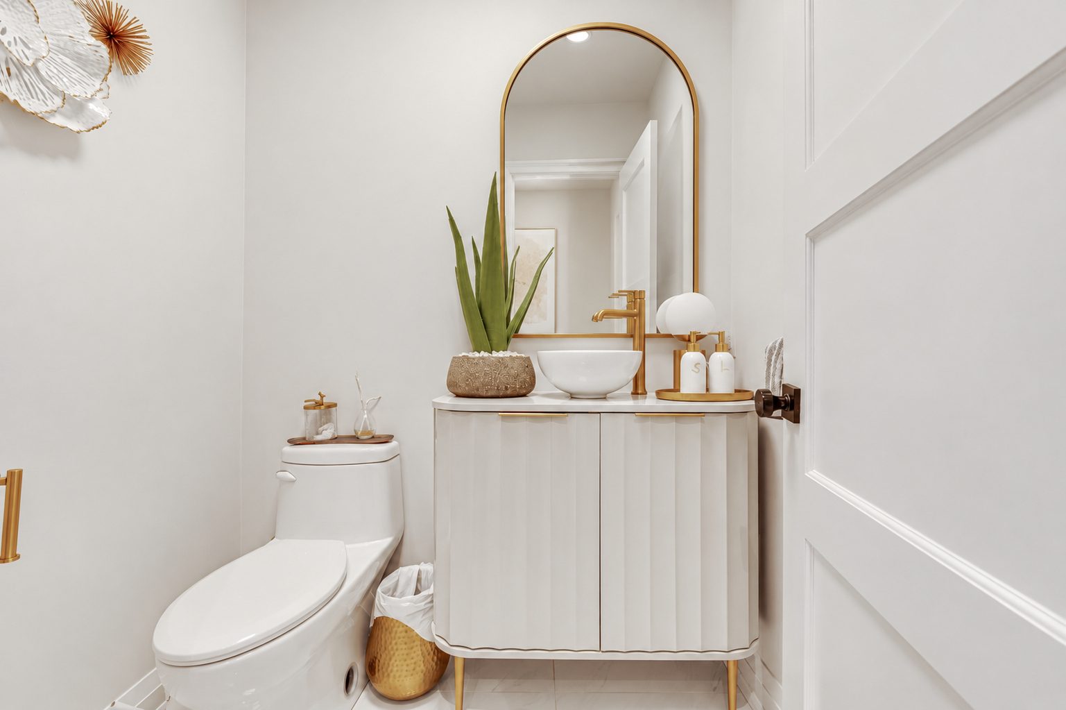 Powder room
